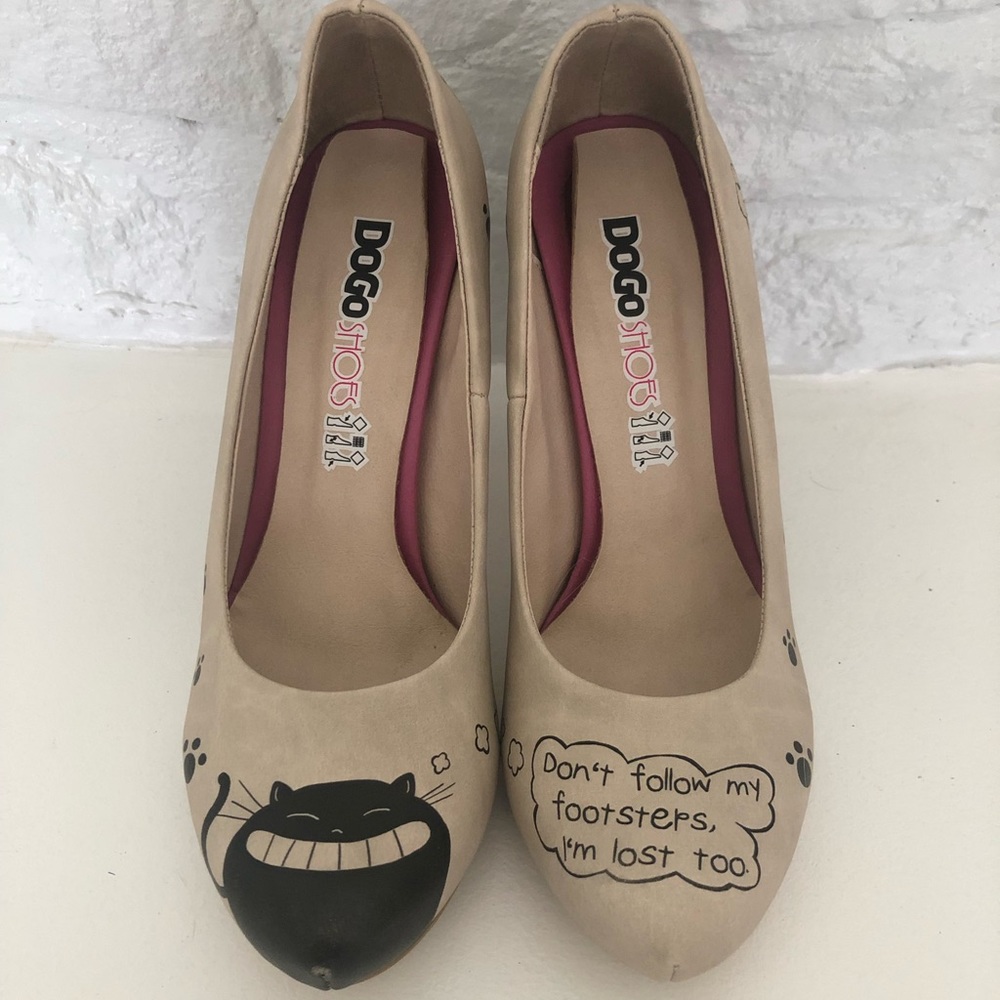 Dogo Shoes Cat Follow In My Footsteps Heels Vegan Faux Leather Pumps Size 38